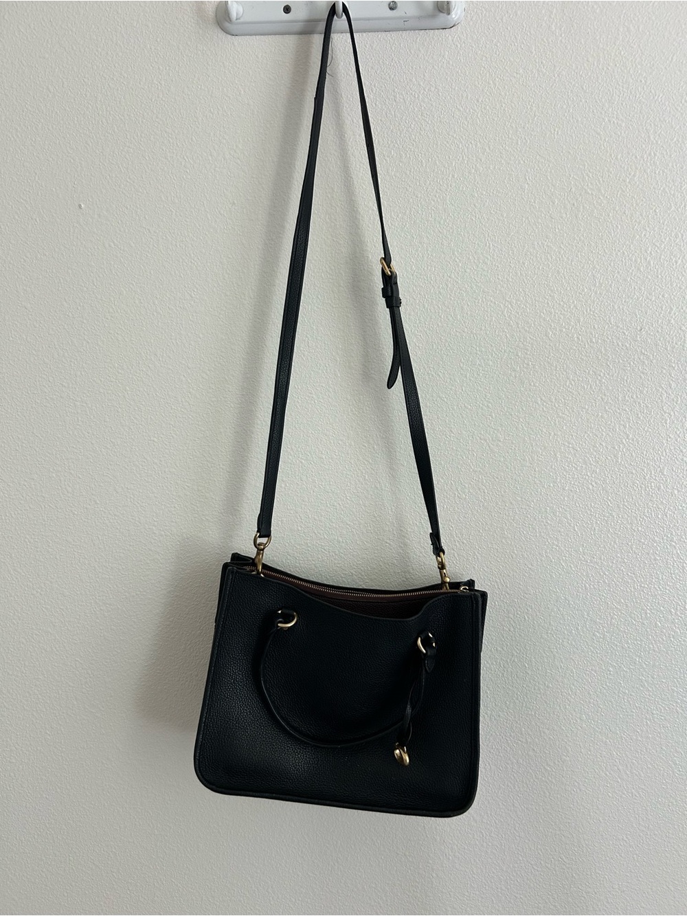 Coach Black Leather Crossbody Shoulder Bag with Gold Hardware